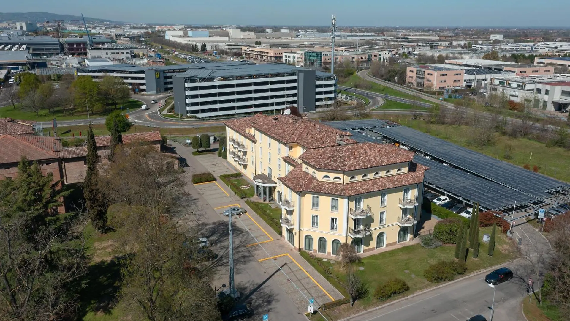 Maranello Palace
