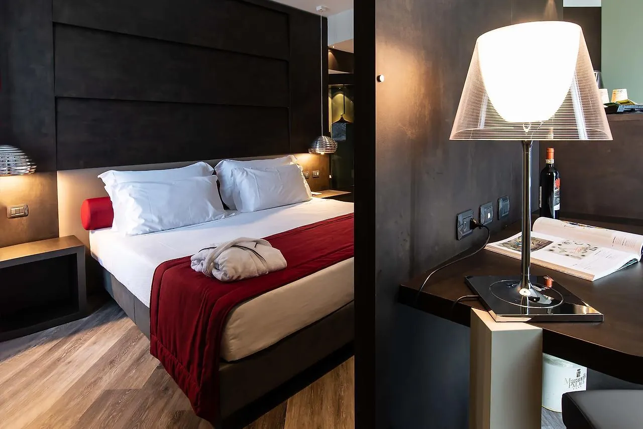 Maranello Palace 4*,